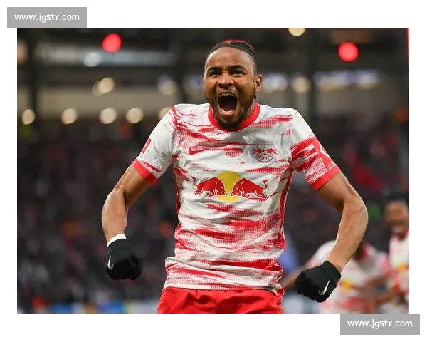 莱比锡瞄准恩昆库租借回归！法国前锋盼重返红牛体系，薪资分担成关键